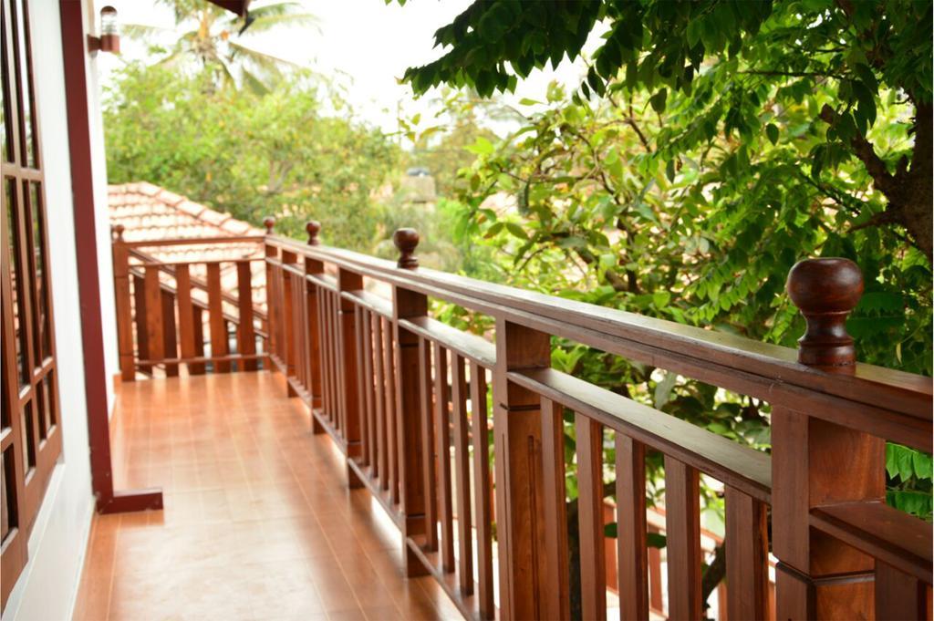 Отель Tropical Garden Негомбо Экстерьер фото